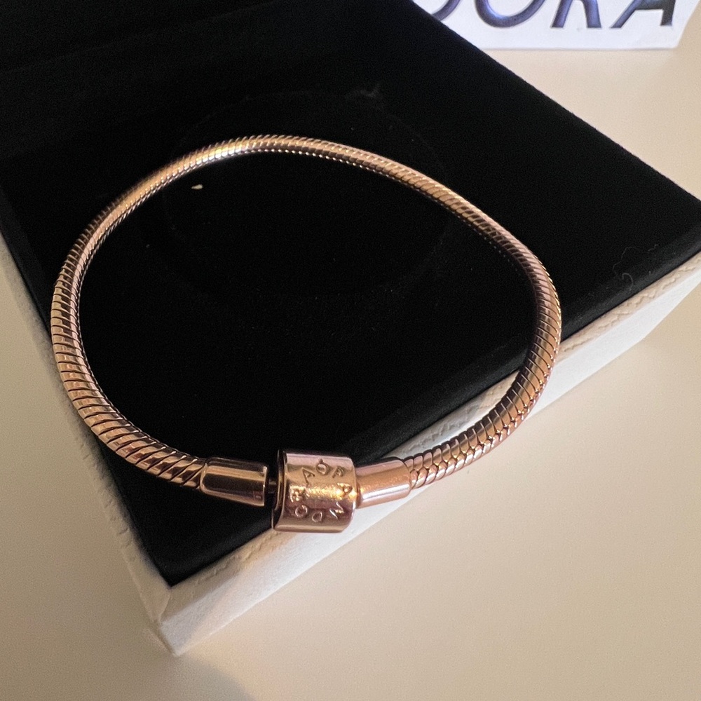 Pandora rose gold moments barrel snake bracelet